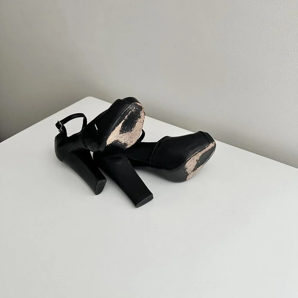 Vintage CHLOE Black Leather Ankle Strap Mary Jane Platform Heels Size 38.5